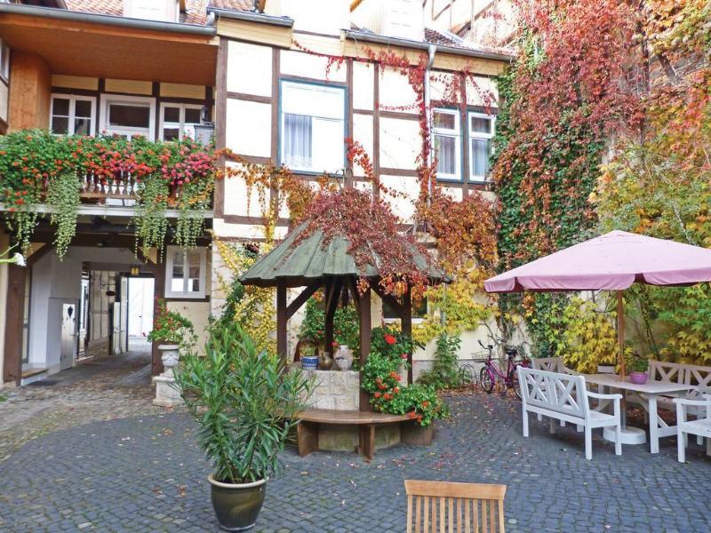 Adelheid Hotel Garni Quedlinburg Exterior photo